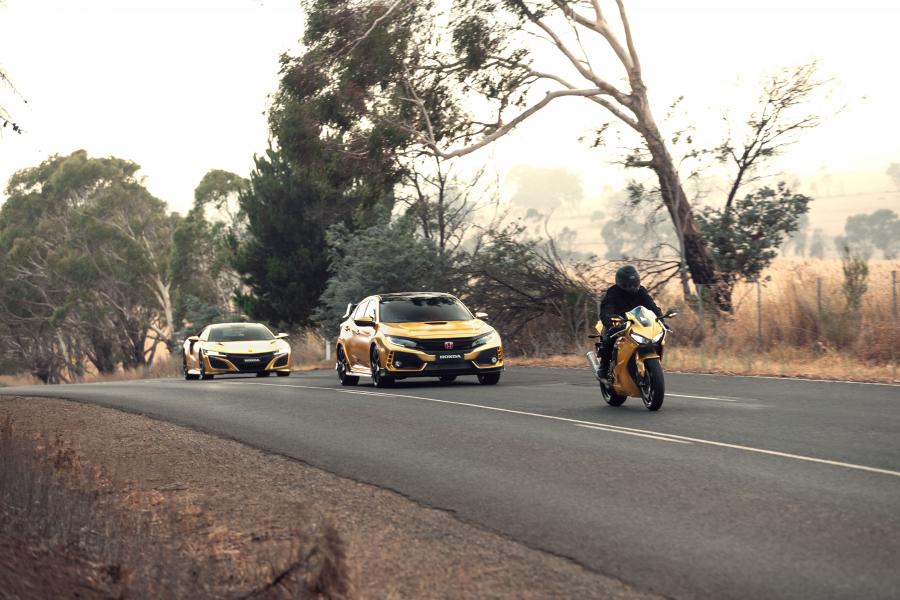  Honda NSX 50 Years in Australia 2019 года  (фото 8 из 12)